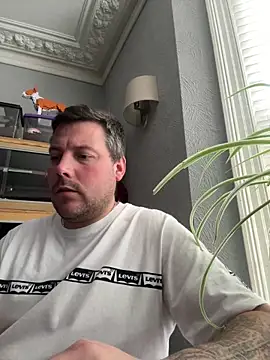 Snapshot of rickalishas8819 chatting on February 22, 4:30 pm rickalishas8819 online show from February 22, 4:30 pm