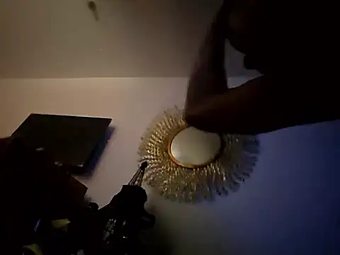 Snapshot of willy929292 chatting on March 28, 10:04 am willy929292 online show from March 28, 10:04 am