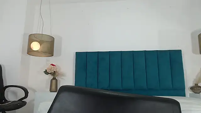 Snapshot of AnnHouston1 chatting on February 27, 11:41 am AnnHouston1 online show from February 27, 11:41 am