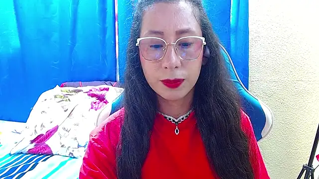 Gia leinn online show from July 4, 7:31 pm