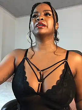 Snapshot of ValerieBlakee chatting on July 6, 10:34 pm ValerieBlakee online show from July 6, 10:34 pm