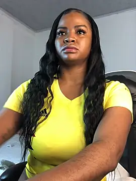 Snapshot of ValerieBlakee chatting on July 7, 11:47 am ValerieBlakee online show from July 7, 11:47 am