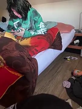 Tightassslut18 online show from February 23, 7:55 am