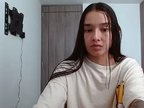  luna 777 online show from April 27, 9:02 pm