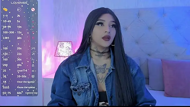 Snapshot of goth_tasha chatting on June 1, 12:18 pm goth tasha online show from June 1, 12:18 pm