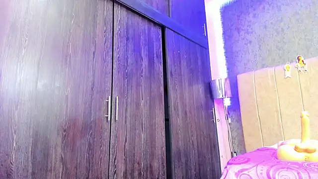 ava-am online show from November 8, 2:45 am