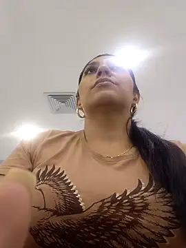 isabellarous- online show from March 20, 8:46 pm