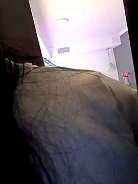 AnnieGibbyns online show from March 25, 7:42 pm