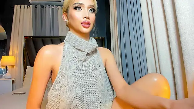 KylieSonique online show from March 25, 3:56 am