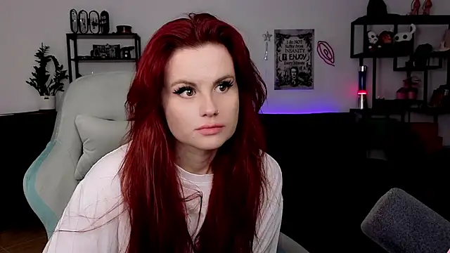 Della Ideal online show from March 31, 5:02 pm