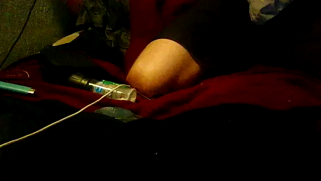 Snapshot of PornStro921 chatting on May 3, 3:56 am PornStro921 online show from May 3, 3:56 am
