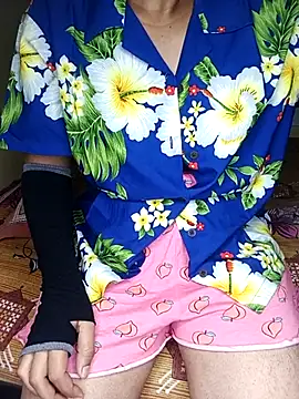 Snapshot of geetha_telugu_kan277 chatting on September 21, 12:01 am geetha telugu kan277 online show from September 21, 12:01 am