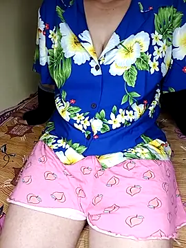 Snapshot of geetha_telugu_kan277 chatting on November 5, 6:41 pm geetha telugu kan277 online show from November 5, 6:41 pm