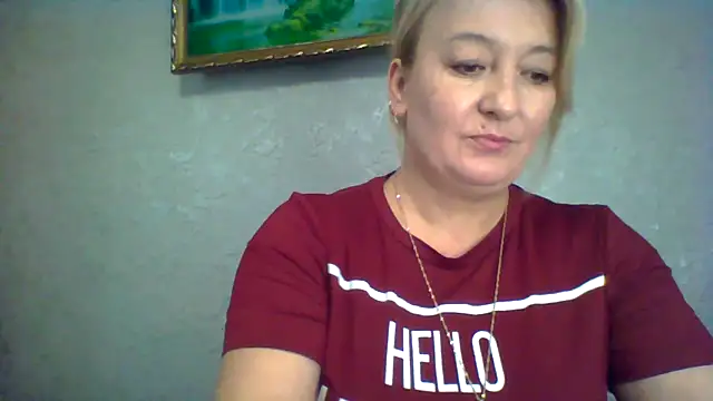 Snapshot of ArielXLoveresss chatting on October 13, 7:08 am ArielXLoveresss online show from October 13, 7:08 am