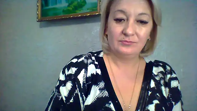 ArielXLoveresss online show from November 1, 6:48 am