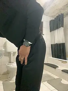 rogerdik76 online show from March 11, 6:08 am