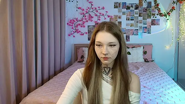 mefwhore online show from March 12, 1:06 pm