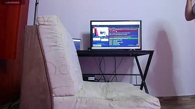 Snapshot of thaliana_moon chatting on February 22, 8:42 pm thaliana moon online show from February 22, 8:42 pm