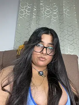virginbrunette99 online show from May 16, 3:58 am
