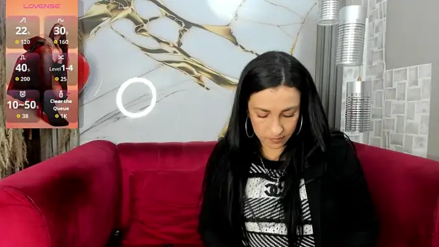 Bella williamss  online show from April 14, 7:42 pm