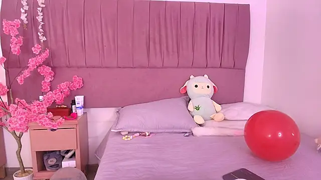 nathalya summer online show from October 24, 8:38 pm