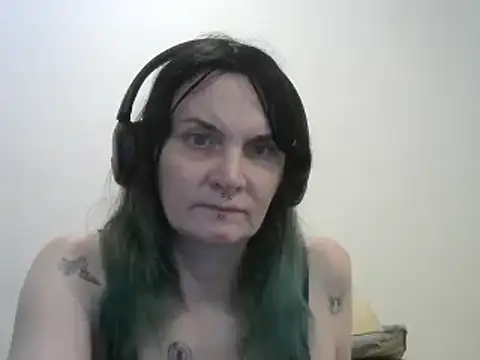 Hotmodel1984 online show from March 12, 4:18 am