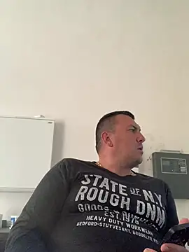 Mike8523 online show from June 8, 4:40 pm