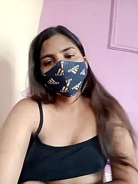 Snapshot of heena-3678 chatting on October 5, 8:12 am heena-3678 online show from October 5, 8:12 am