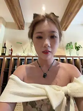 Snapshot of Xiaoxia-Baby chatting on June 12, 4:55 am Xiaoxia-Baby online show from June 12, 4:55 am