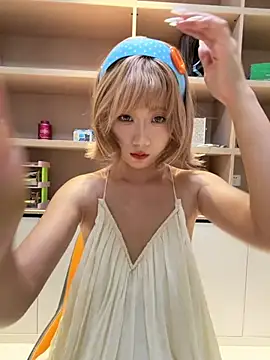 Snapshot of Xiaoxia-Baby chatting on August 5, 6:16 am Xiaoxia-Baby online show from August 5, 6:16 am