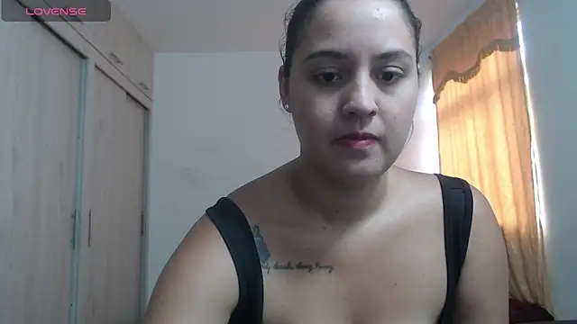 Anthonela Queen online show from October 19, 4:40 pm