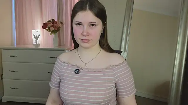 Snapshot of RexellaDarter chatting on February 25, 5:19 am RexellaDarter online show from February 25, 5:19 am