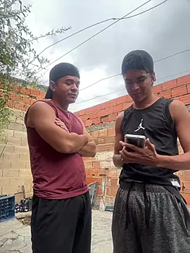 Snapshot of twinks_28 chatting on May 20, 12:22 pm twinks 28 online show from May 20, 12:22 pm
