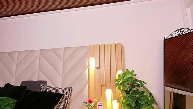 Snapshot of Anaise_latif chatting on September 30, 11:37 am Anaise latif online show from September 30, 11:37 am