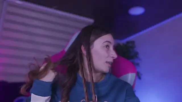 Snapshot of issa_monterrey chatting on March 3, 1:34 am issa monterrey online show from March 3, 1:34 am