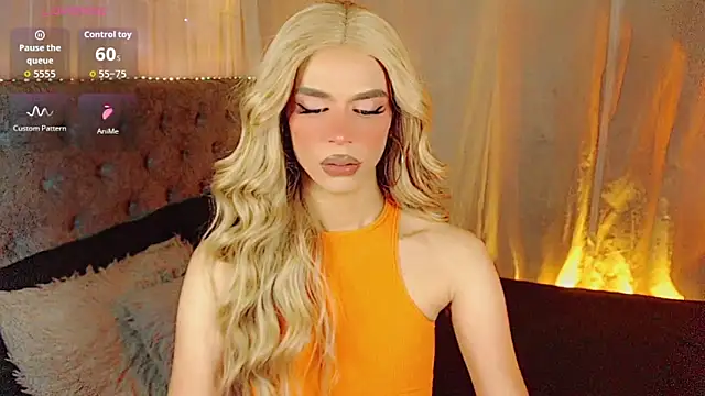 Dalila moan online show from March 18, 8:01 pm