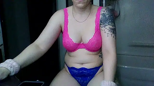mrstoxox4594 online show from September 27, 9:14 am