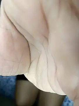 Snapshot of neha_rohan12 chatting on February 26, 6:54 pm neha rohan12 online show from February 26, 6:54 pm