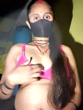 Divya Chandok online show from December 5, 7:39 am