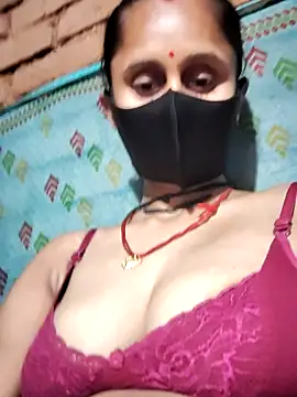 Divya Chandok online show from February 22, 4:27 pm