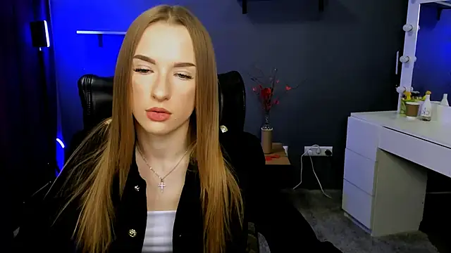 doll vey online show from March 6, 4:17 pm