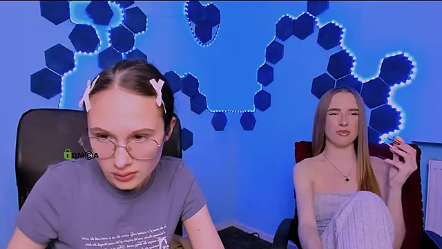 doll vey online show from December 20, 8:16 pm