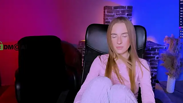 doll vey online show from January 8, 1:52 am