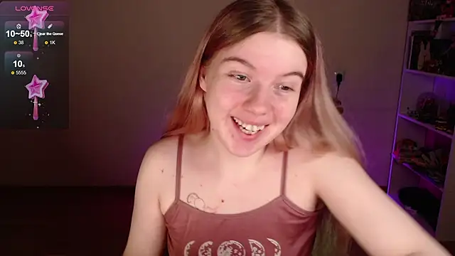 Strawberry juli online show from February 28, 1:23 pm