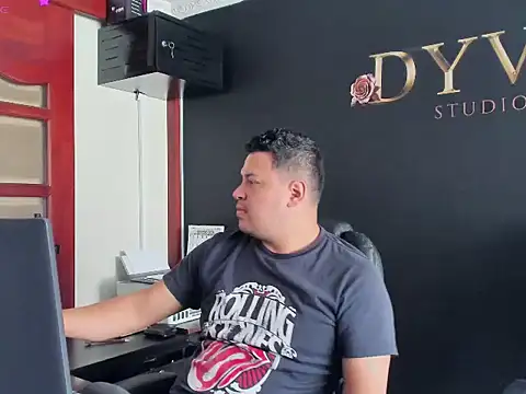 Snapshot of _Aragon__ chatting on February 7, 4:22 pm Aragon online show from February 7, 4:22 pm