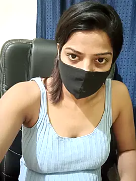 Snapshot of CRAZY__BITE chatting on March 11, 7:47 pm CRAZY BITE online show from March 11, 7:47 pm