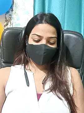 Snapshot of CRAZY__BITE chatting on November 24, 6:51 pm CRAZY BITE online show from November 24, 6:51 pm