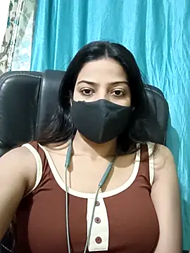 Snapshot of CRAZY__BITE chatting on February 19, 7:43 pm CRAZY BITE online show from February 19, 7:43 pm