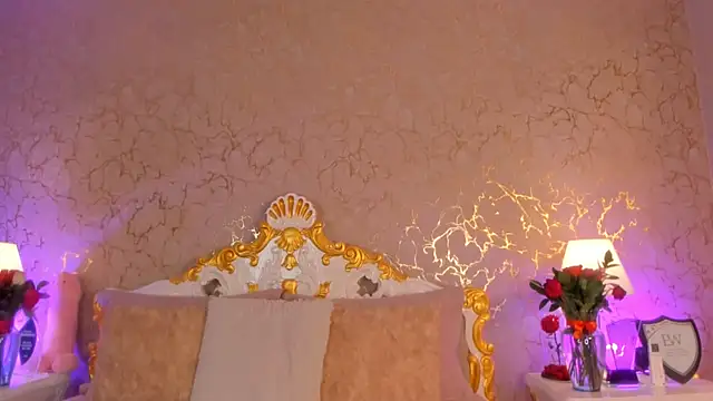 ScarlettWallace online show from March 25, 8:26 pm