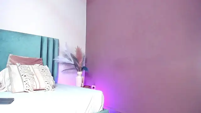 SeleneLujan online show from February 19, 12:34 pm